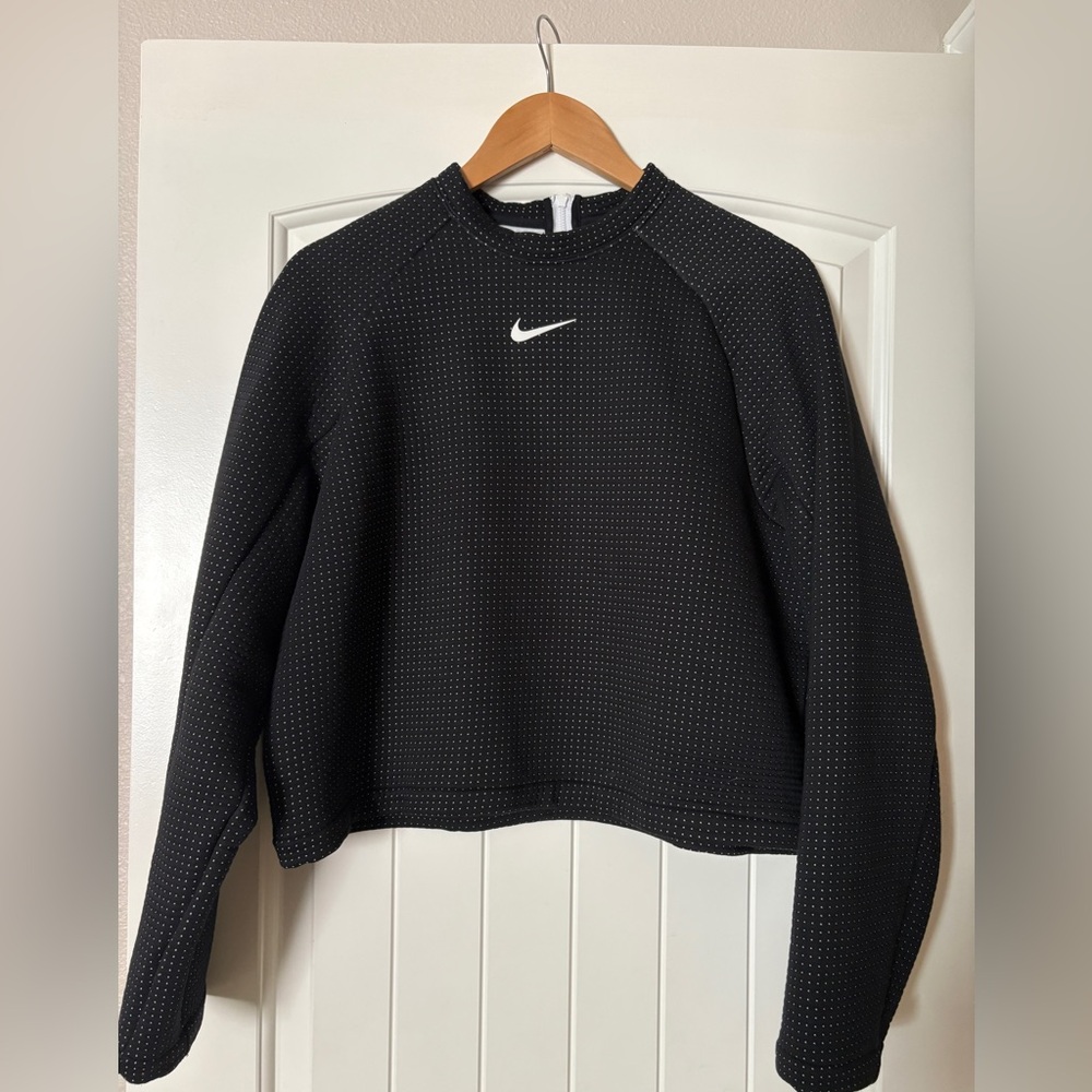 Nike Black and Gray Long Sleeve Top - Picture 1 of 4
